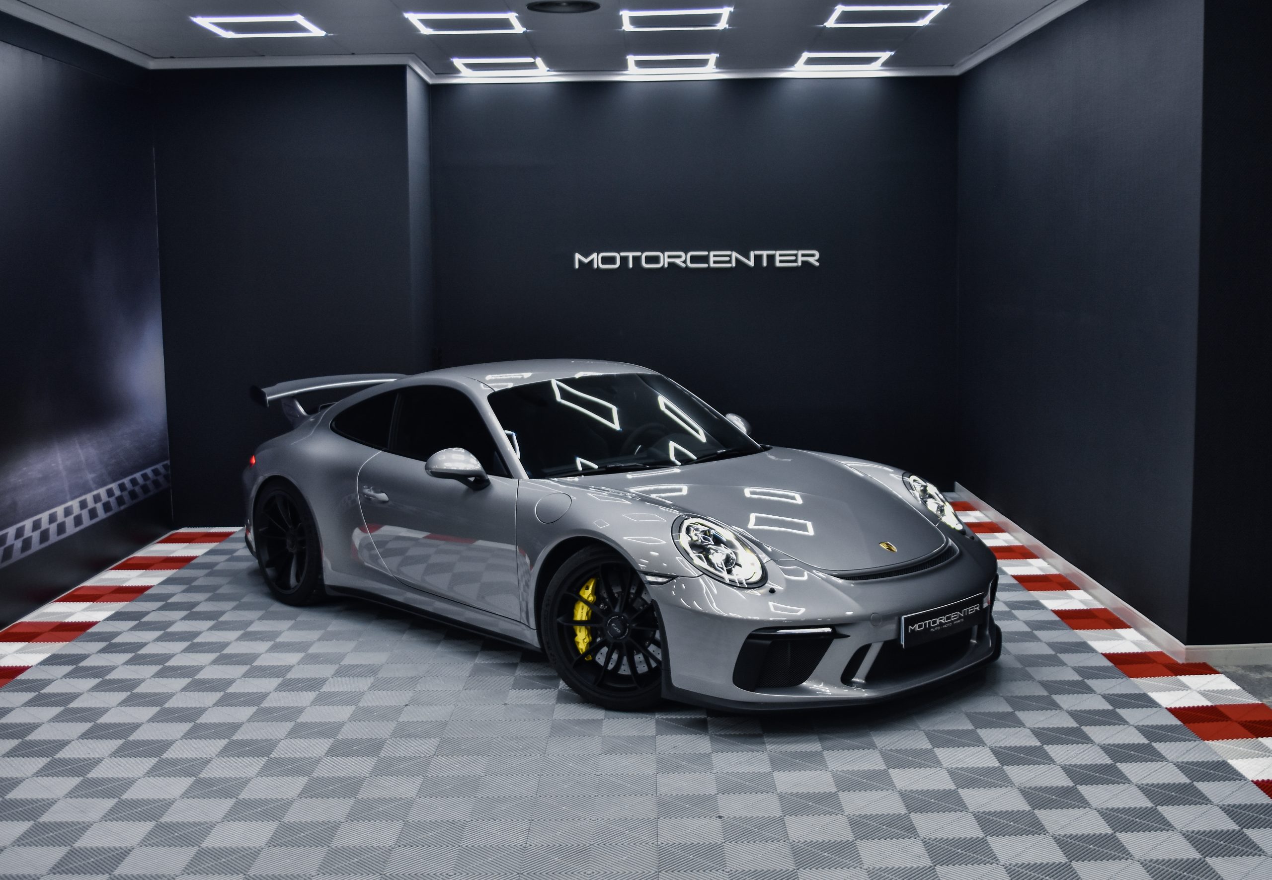 Porsche 911 (991) GT3 - Motorcenter